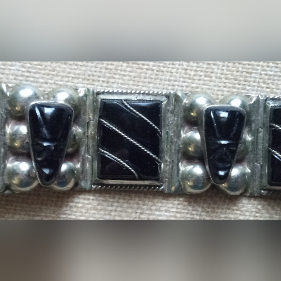 Sterling Silver Vintage Heavy 40's Mexico Aztec Faces Signed Link Bracelet - Picture 12 of 15